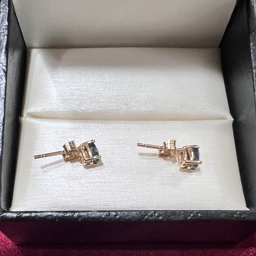 14k Gold Sapphire Stud Earrings